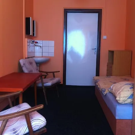 Hostel Liben